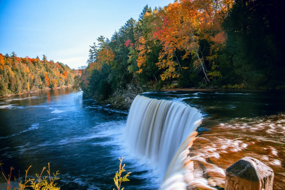Tahq Falls Overlook
